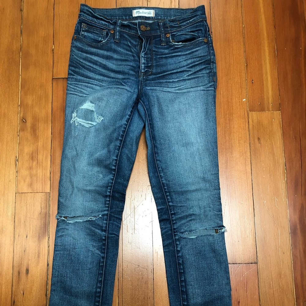 Madewell high riser skinny size 25. Distressed.